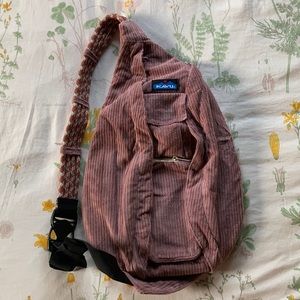 Dusty Rose Corduroy Kavu Sling bag
